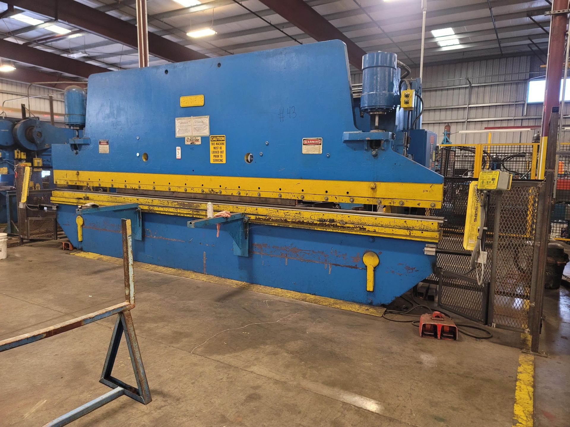 PACIFIC K175-21 PRESS BRAKE, 3/16" X 21', HYDRAULIC, PROTECH EAGLE EYE GUARDING SYSTEM, S/N 8902 - Image 3 of 12