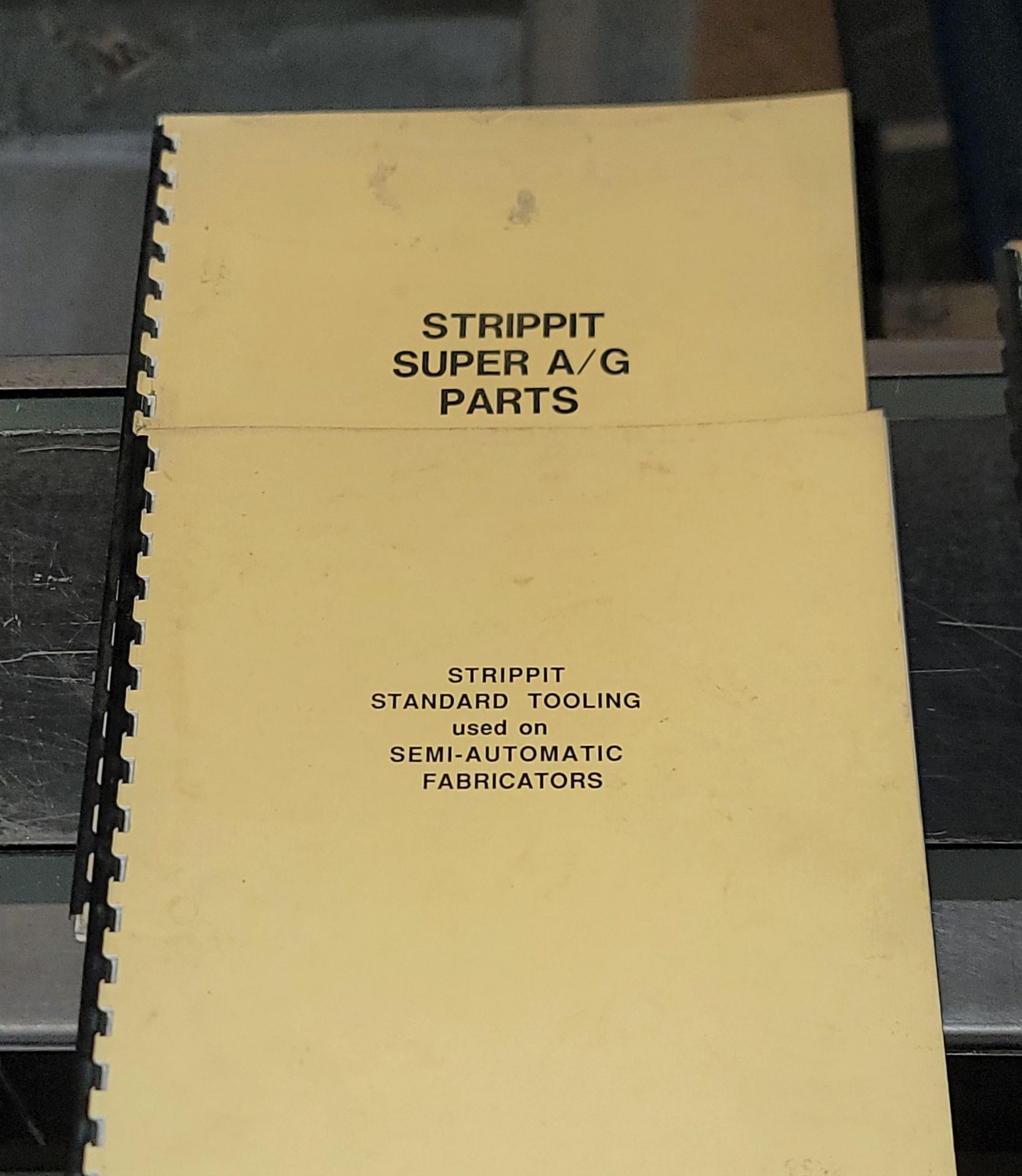 STRIPPIT SUPER 30/30 AG SINGLE-STATION PUNCH PRESS, CAT. NO. 107920 004, S/N 2240082589, PC CONTROLS - Bild 8 aus 10