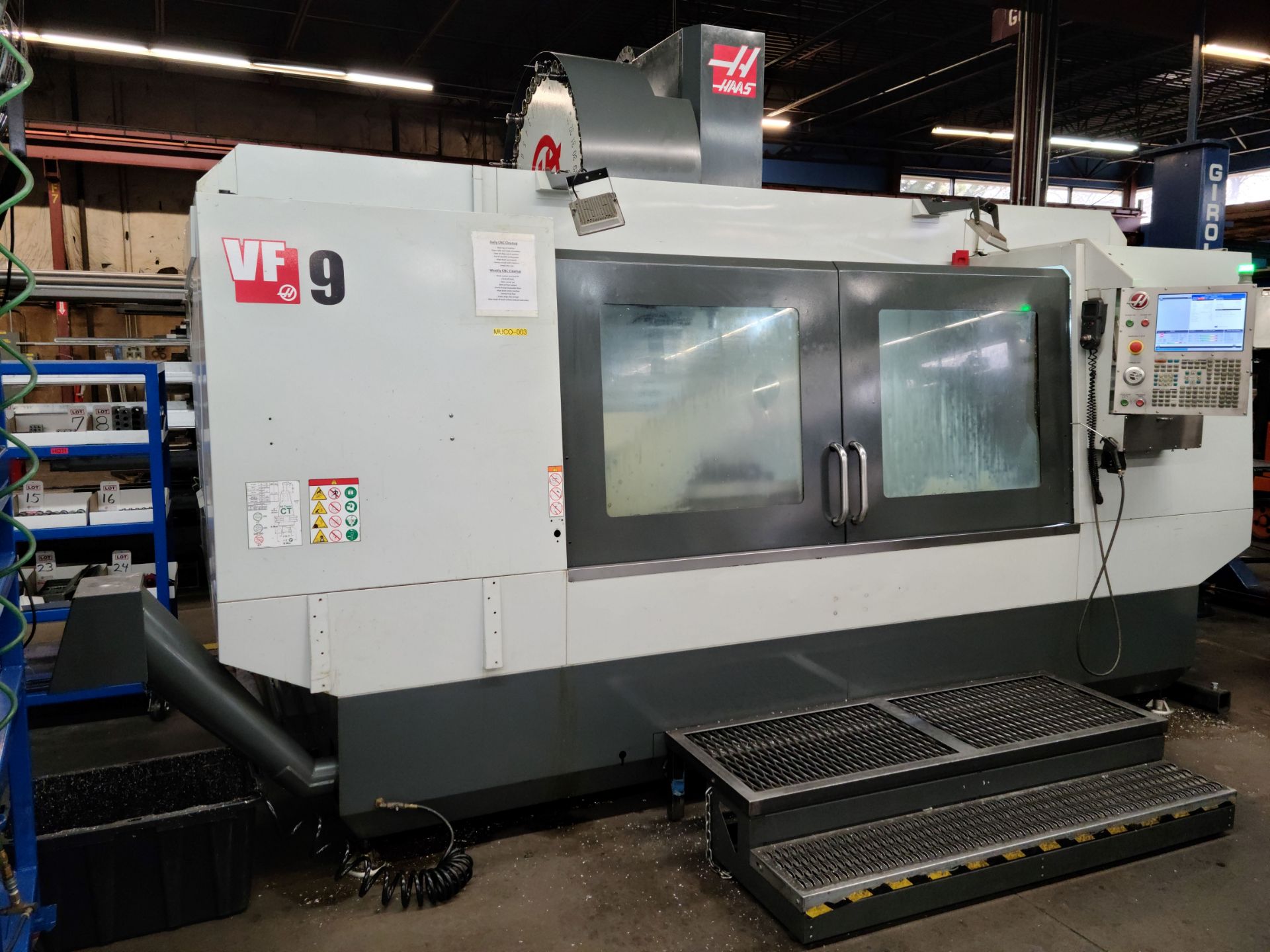 2017 HAAS VF-9/40 VERTICAL MACHINING CENTER, XYZ TRAVELS: 84" X 40" X 30", 84" X 36" TABLE, 8100 RPM - Image 2 of 28