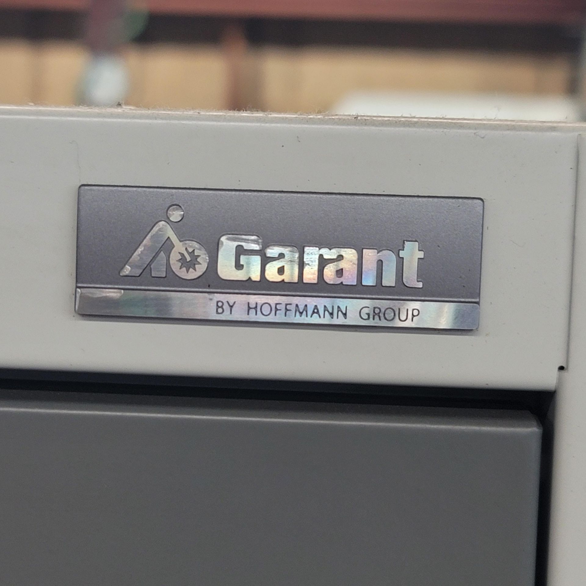 GARANT-HOFFMANN 2-DOOR CAT 40 TOOL HOLDER CABINET, 39" X 22" X 81" HT, ON CASTERS - Bild 4 aus 4