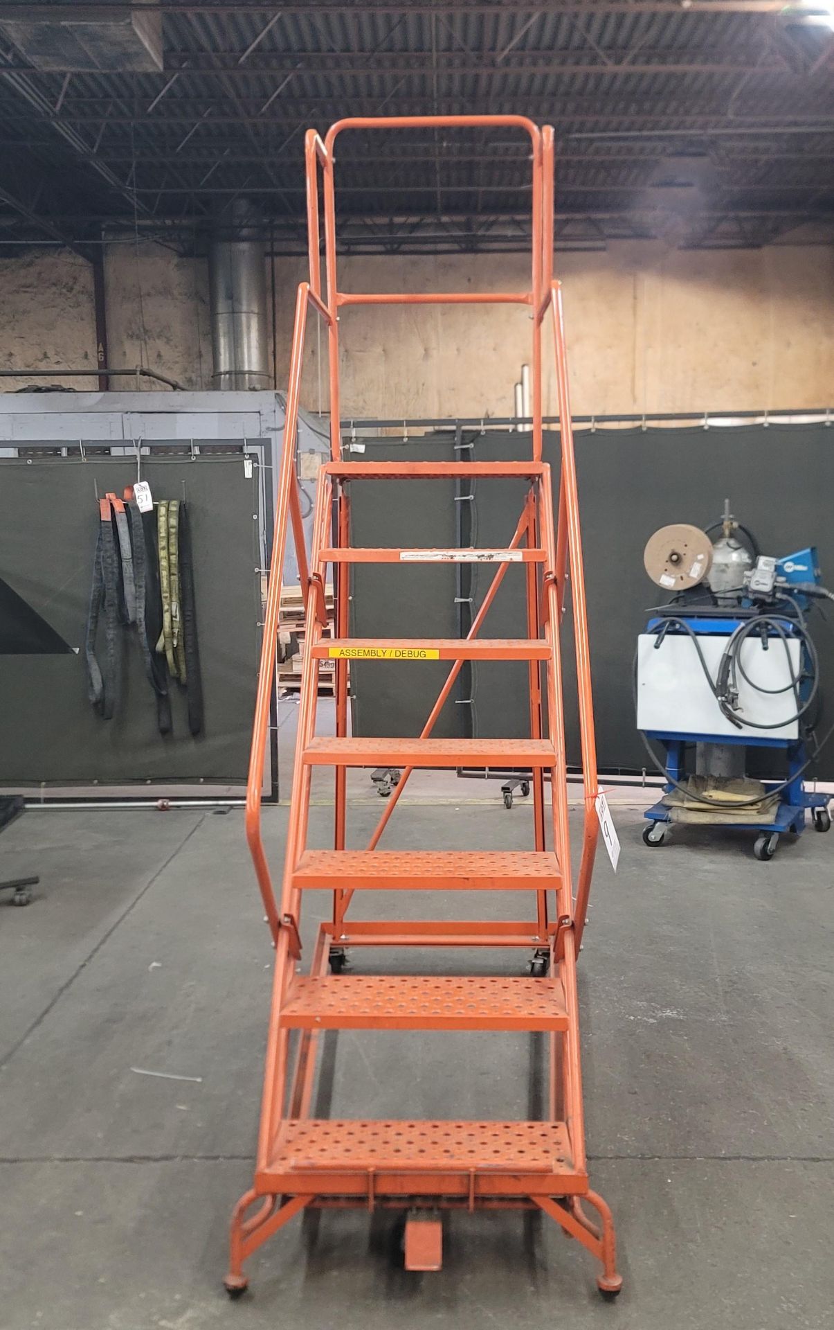 STOCK LADDER, 66-1/2" PLATFORM HEIGHT - Image 2 of 2