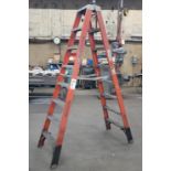 WERNER 8' LADDER, FIBERGLASS