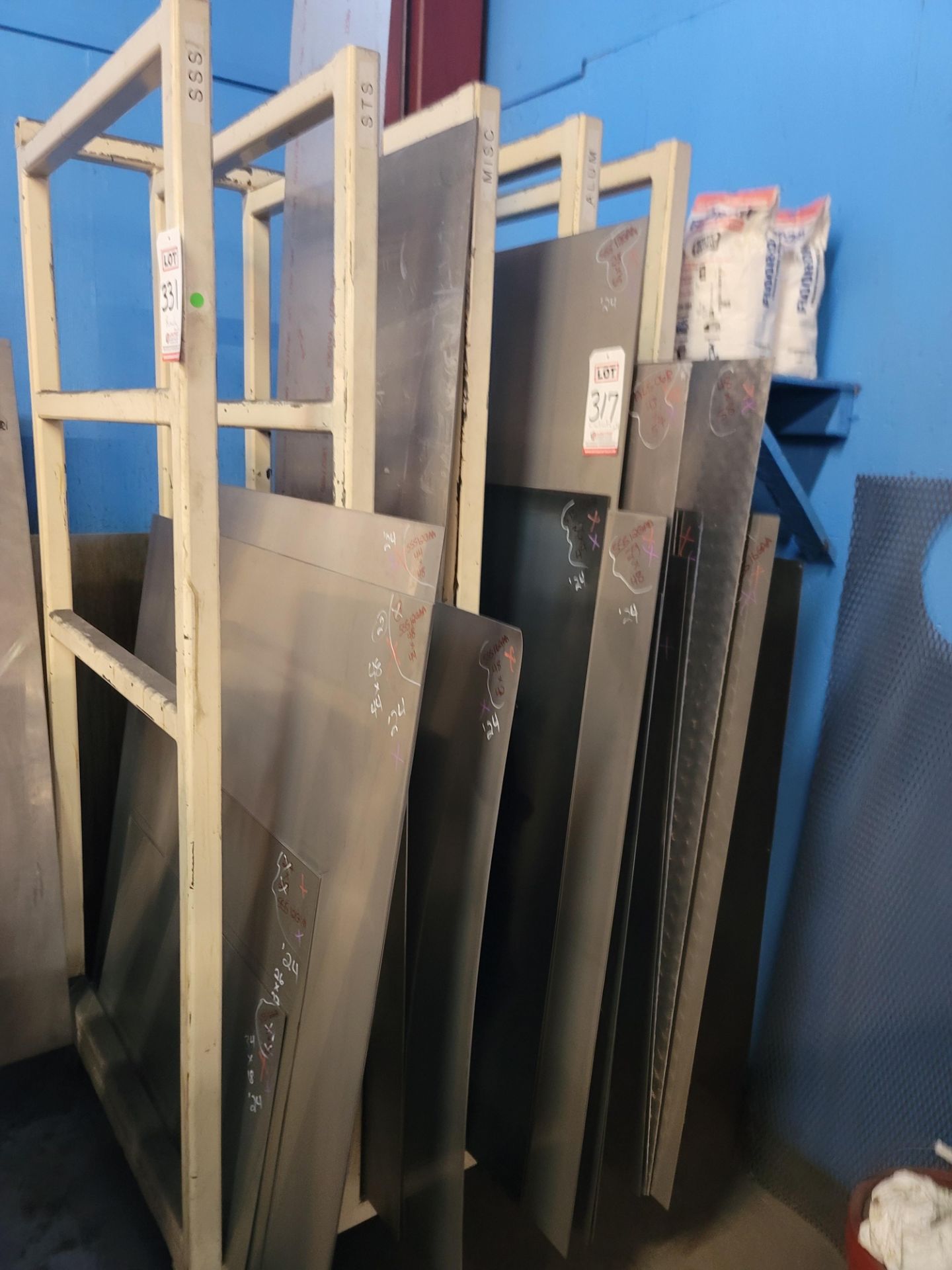 LOT - CONTENTS ONLY OF RACK: MOSTLY ALUMINUM SHEET W/ SOME STEEL, ALUMINUM DIAMOND PLATE SHEET