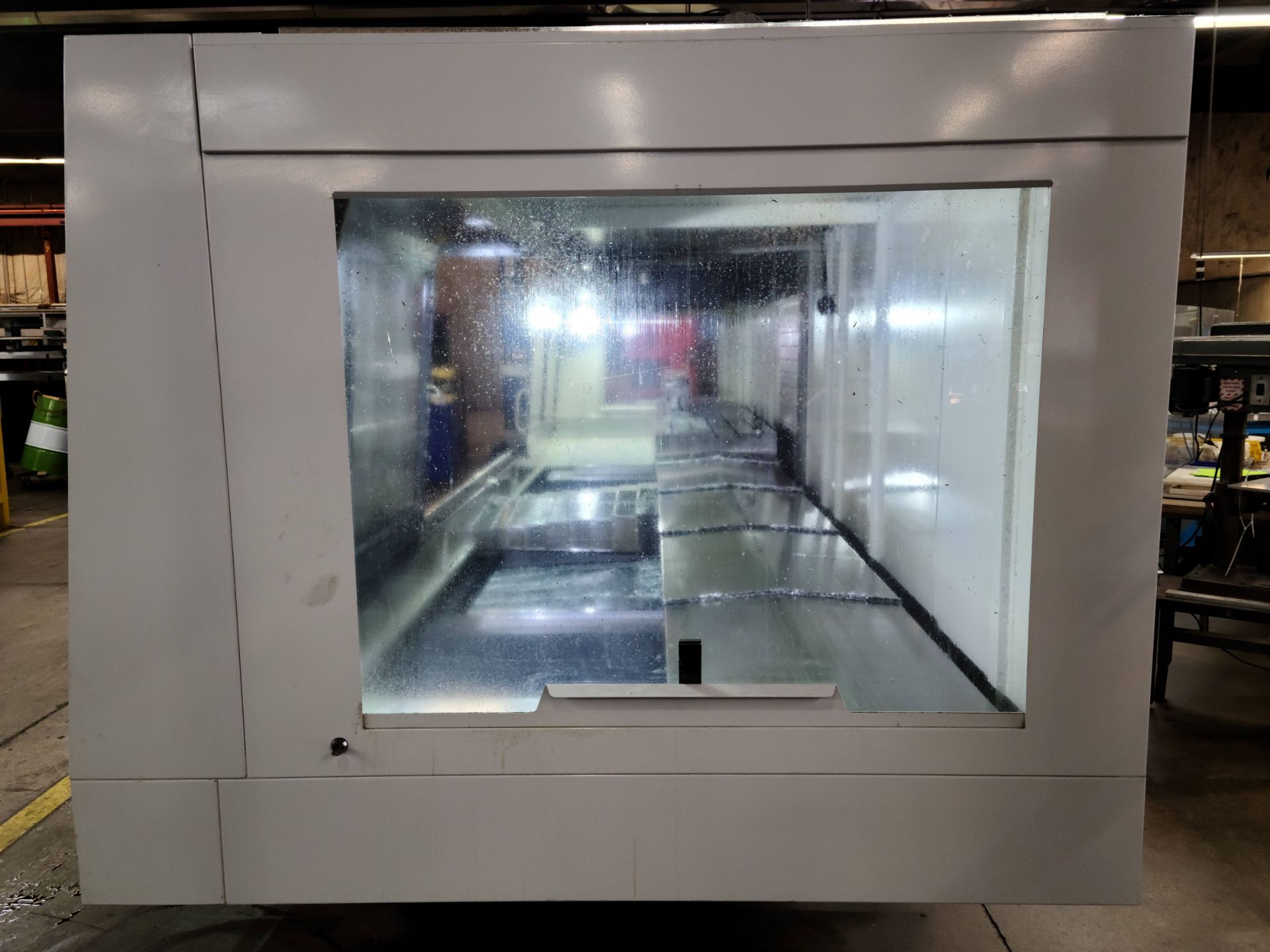 2021 HAAS VF-12/40 VERTICAL MACHINING CENTER, XYZ TRAVELS: 150" X 32" X 30", 150" X 28" TABLE, - Image 24 of 27