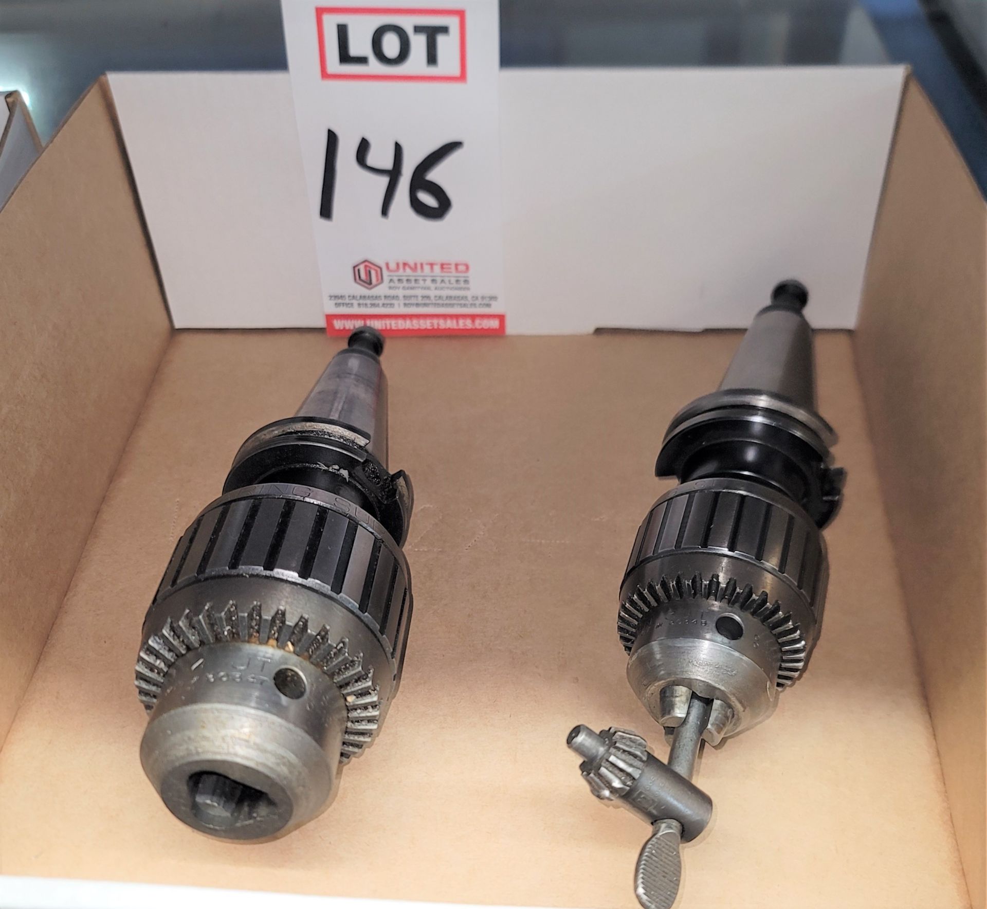 LOT - (1) CAT 40 3/4" CHUCK AND (1) CAT 40 1/2" CHUCK