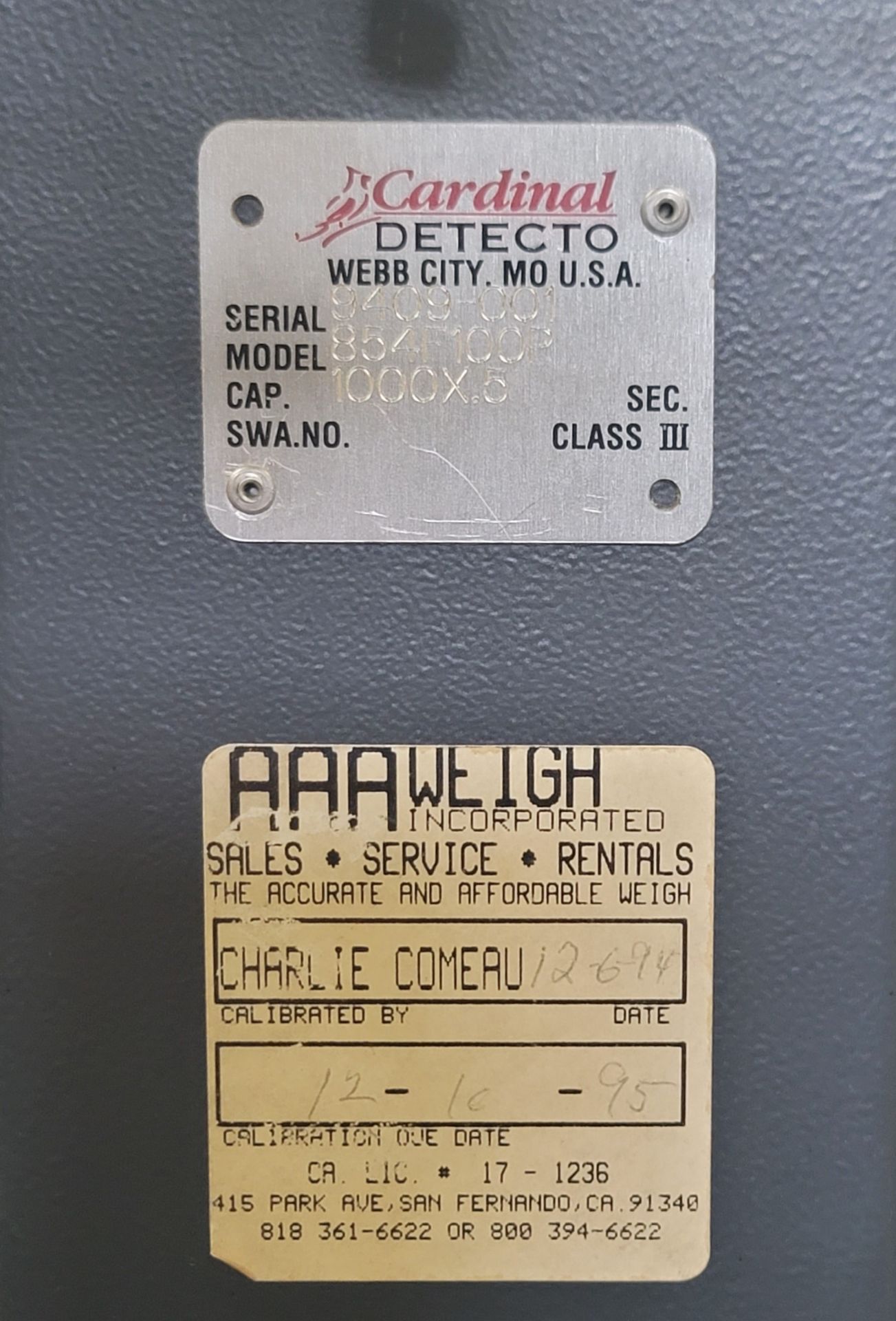 DETECTO PORTABLE SCALE, W/ WEIGHTS, 19" X 28" PLATFORM, MODEL 854F100P, S/N 9409-001 - Image 2 of 2