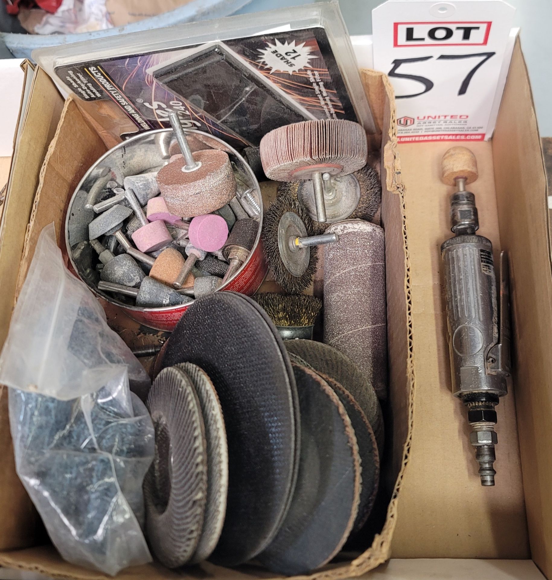 LOT - CAMPBELL HAUSFELD MINI DIE GRINDER, MISC. ABRASIVE STONES, WHEELS, WIRE BRUSHES