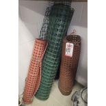 LOT - RUBBER FLOOR MATS AND PLASTIC ROLL FENCING