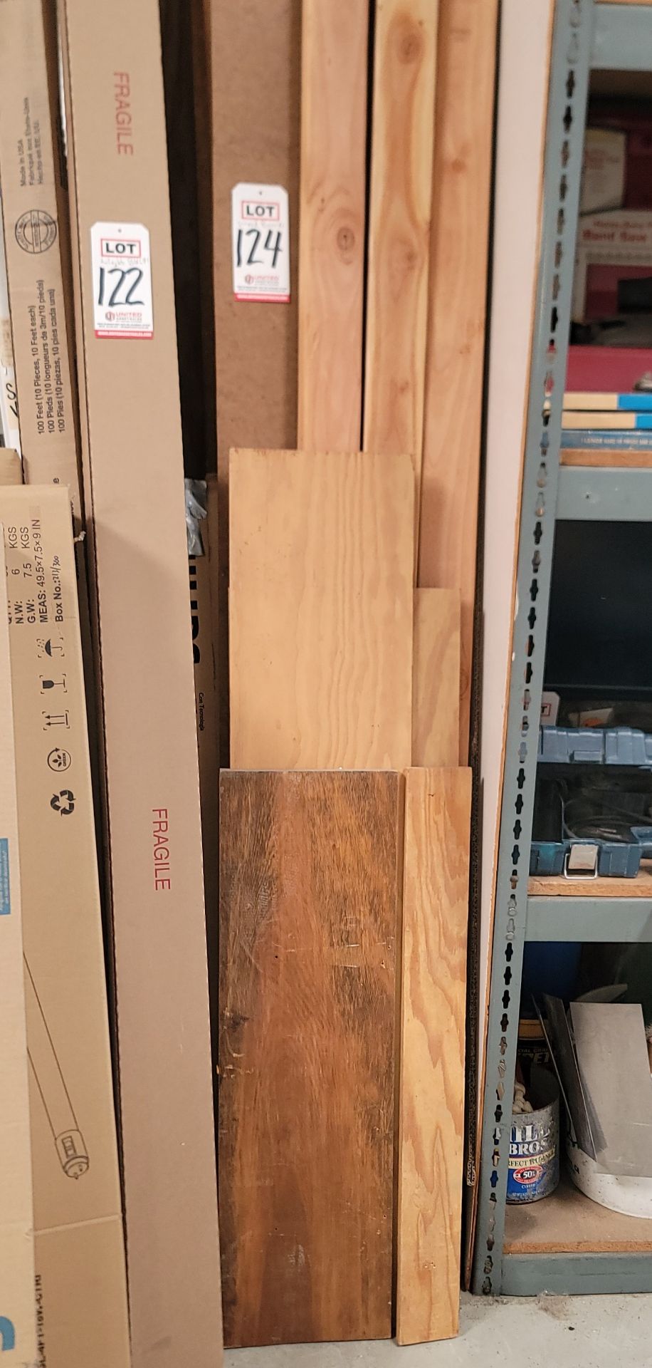 LOT - 2" X 4"S AND LUMBER PLANKS