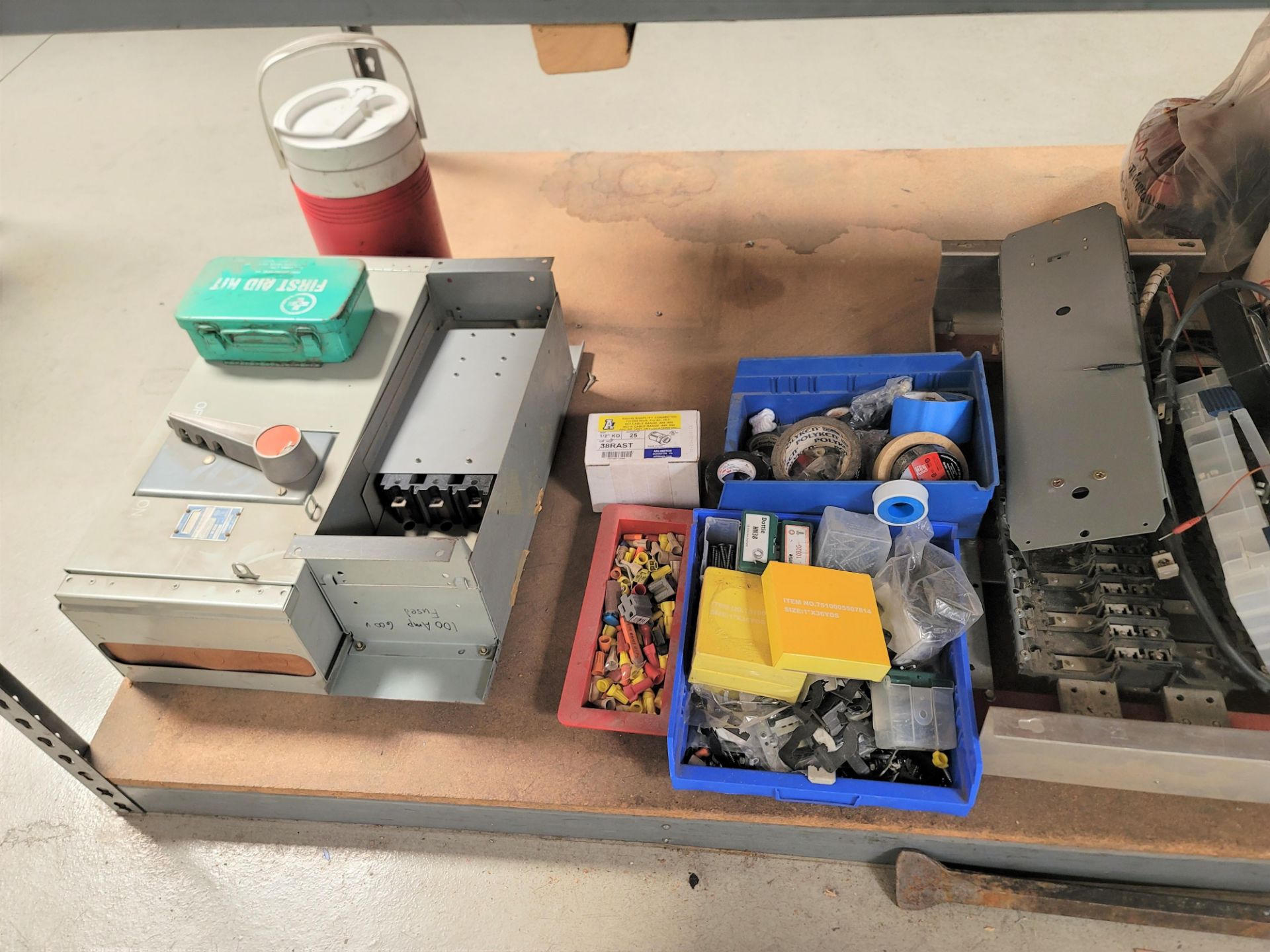 LOT - CONTENTS ONLY OF BOTTOM SHELF OF TABLE (8' X 4' AREA), TO INCLUDE: MISC. SHOP ITEMS, BREAKER - Image 4 of 5