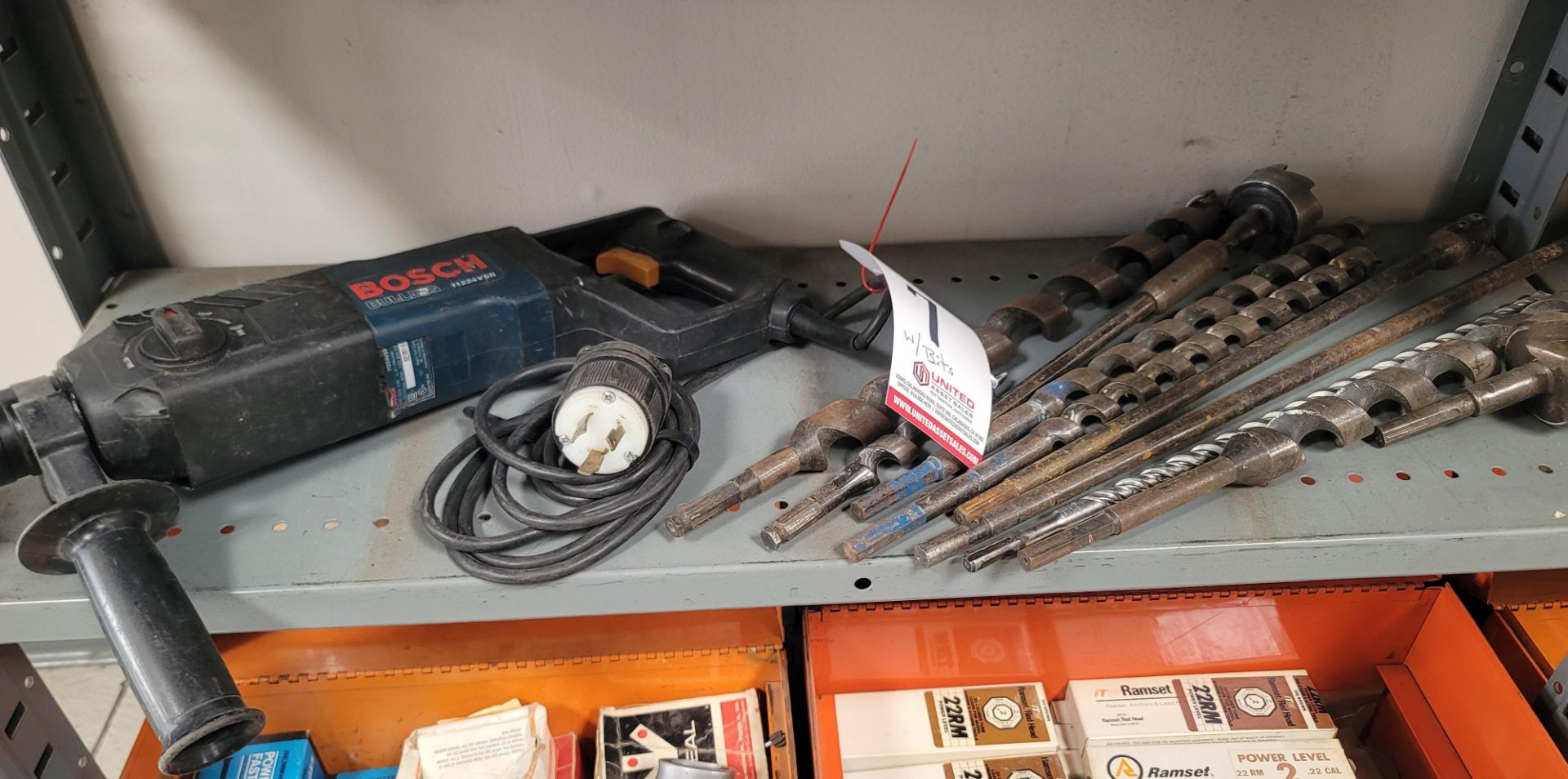 LOT - BOSCH BULLDOG 7/8" SDS-PLUS ROTARY HAMMER, MODEL 11224VSR, W/ SEVERAL AUGER BITS,