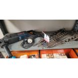 LOT - BOSCH BULLDOG 7/8" SDS-PLUS ROTARY HAMMER, MODEL 11224VSR, W/ SEVERAL AUGER BITS,