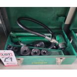 GREENLEE KNOCKOUT PUNCH SET W/ 767A HYDRAULIC HAND PUMP, W/ CASE AND DIES