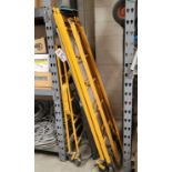 PERRY SU-5 PORTABLE SCAFFOLD ON CASTERS, 56" X 25" X 61-1/2" HT, 600 LB CAPACITY