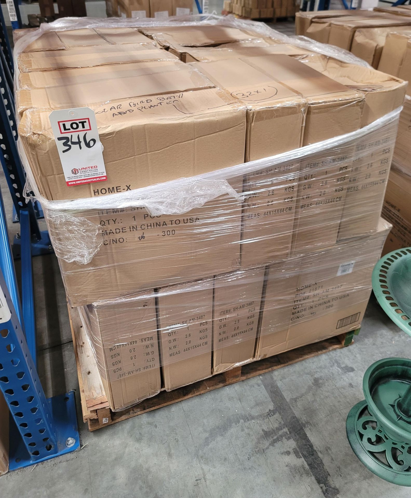 LOT - PALLET OF (32) SOLAR BIRD BATH & FEEDING STATION, (32 CASES/1 PER CASE) - Image 4 of 4