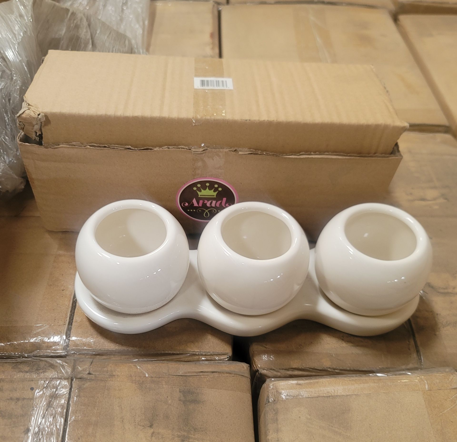 LOT - MIXED PALLET OF (96) CERAMIC PLANTER SET, (16 CASES/6 PER CASE), 36) COFFEE MUG, (2 CASES/18