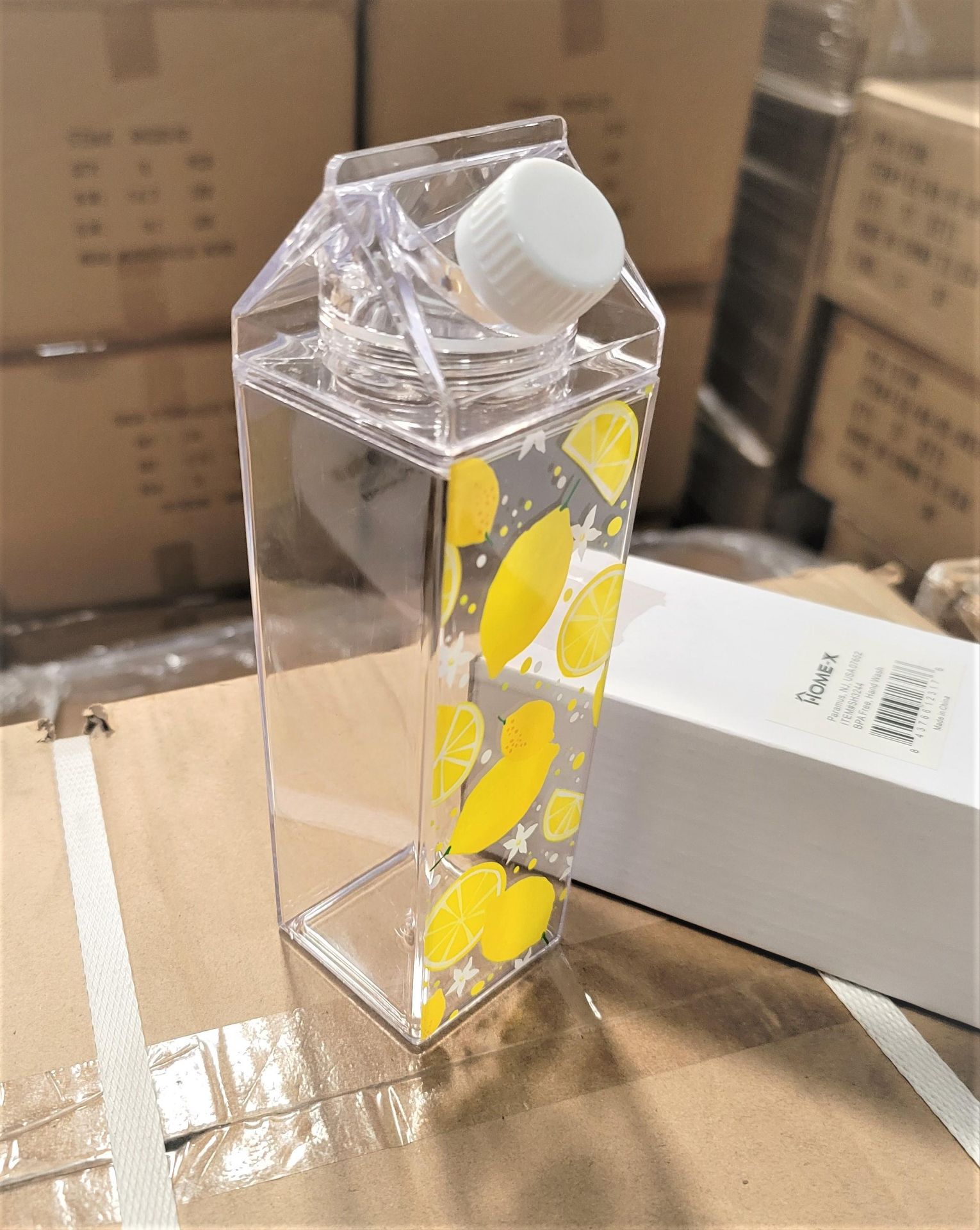 LOT - PALLET OF (480) LEMON DESIGN ACRYLIC DRINK BOTTLE, BPA FREE, (8 CASES/60 PER CASE)