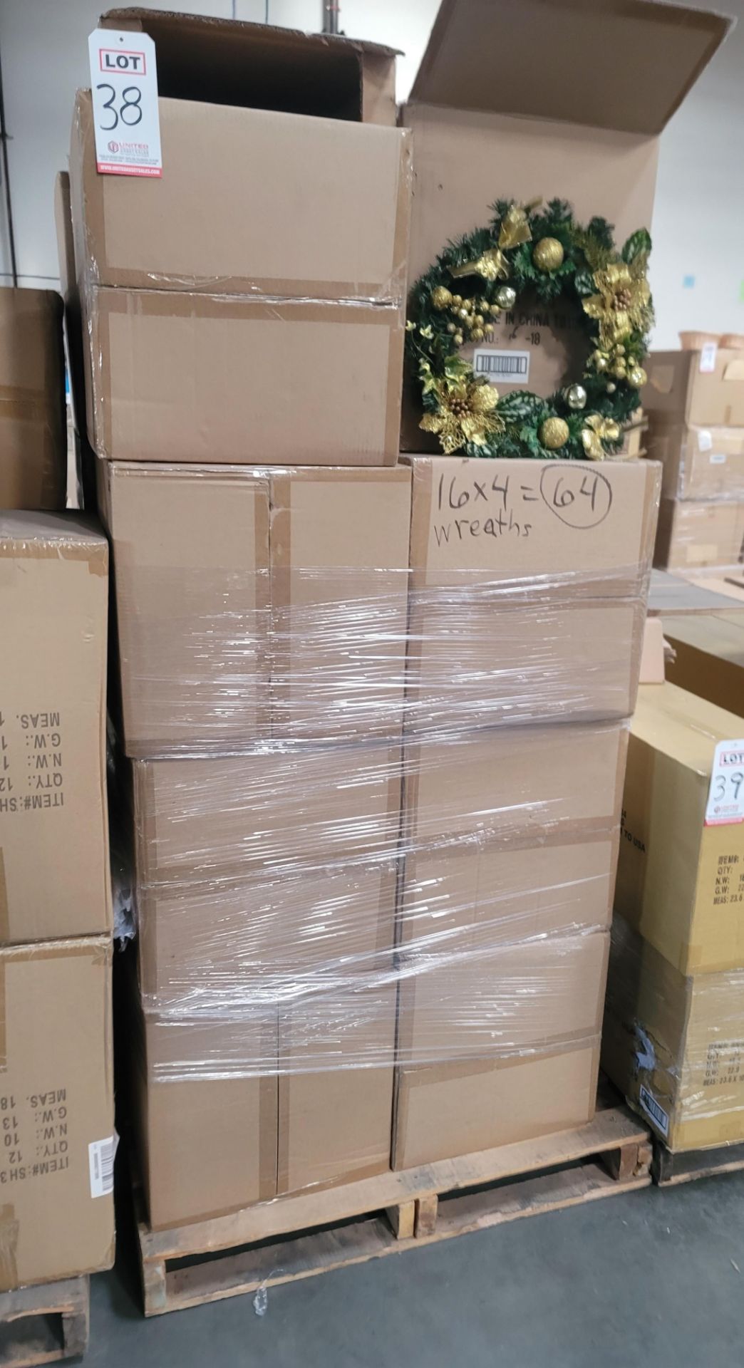 LOT - PALLET OF (64) 16" CHRISTMAS WREATH, (16 CASES/4 PER CASE) - Image 3 of 3
