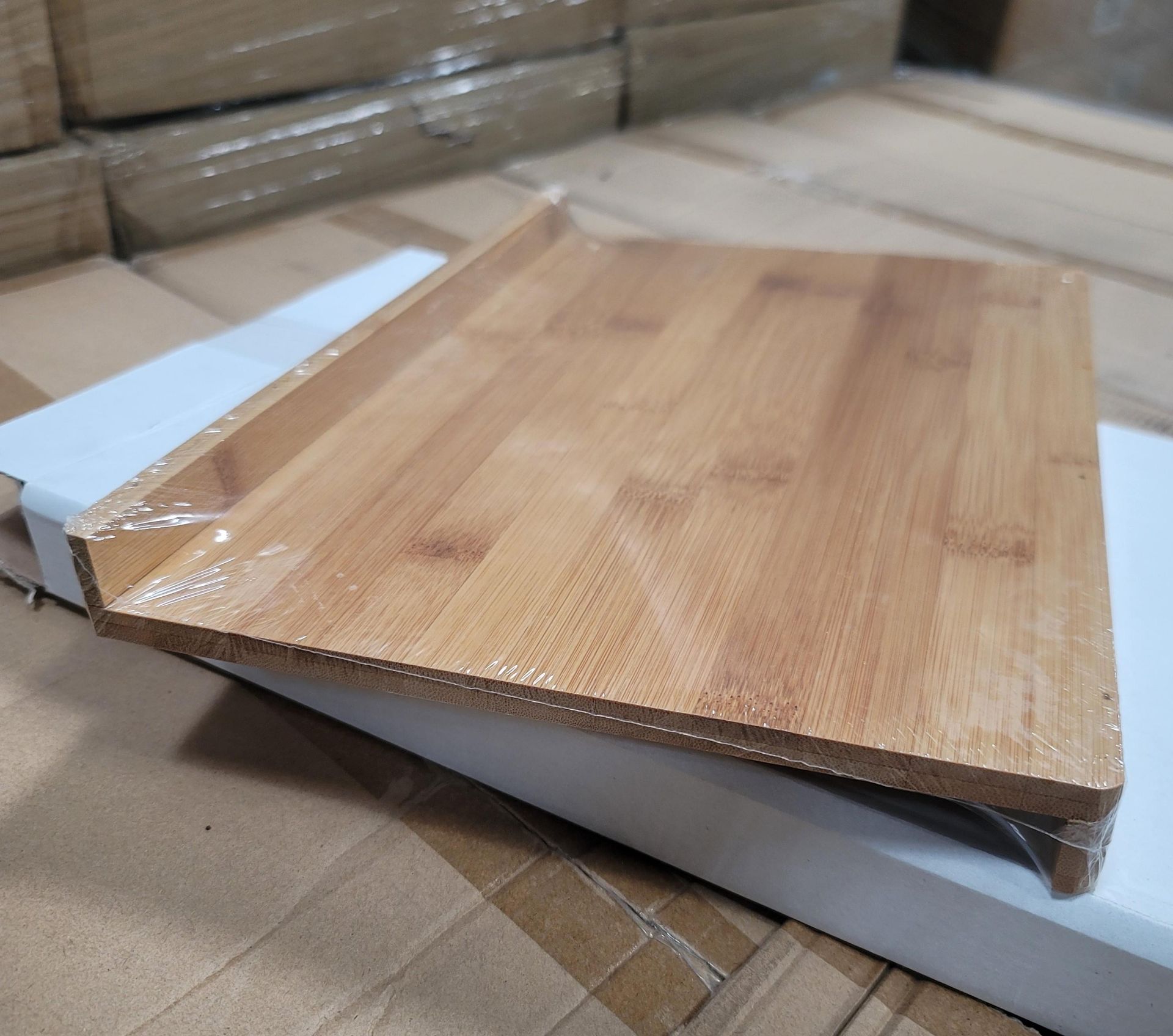 LOT - PALLET OF (276) WOOD REVERSIBLE CUTTING BOARD, (14" X 9", (23 CASES/12 PER CASE)