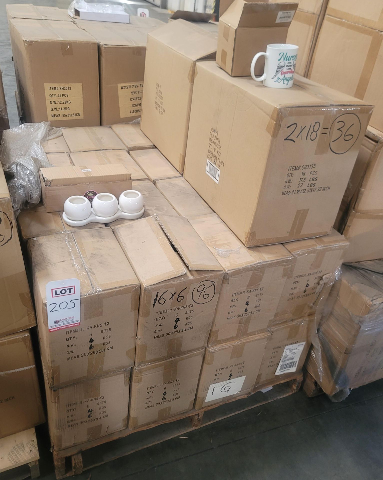 LOT - MIXED PALLET OF (96) CERAMIC PLANTER SET, (16 CASES/6 PER CASE), 36) COFFEE MUG, (2 CASES/18 - Image 5 of 5