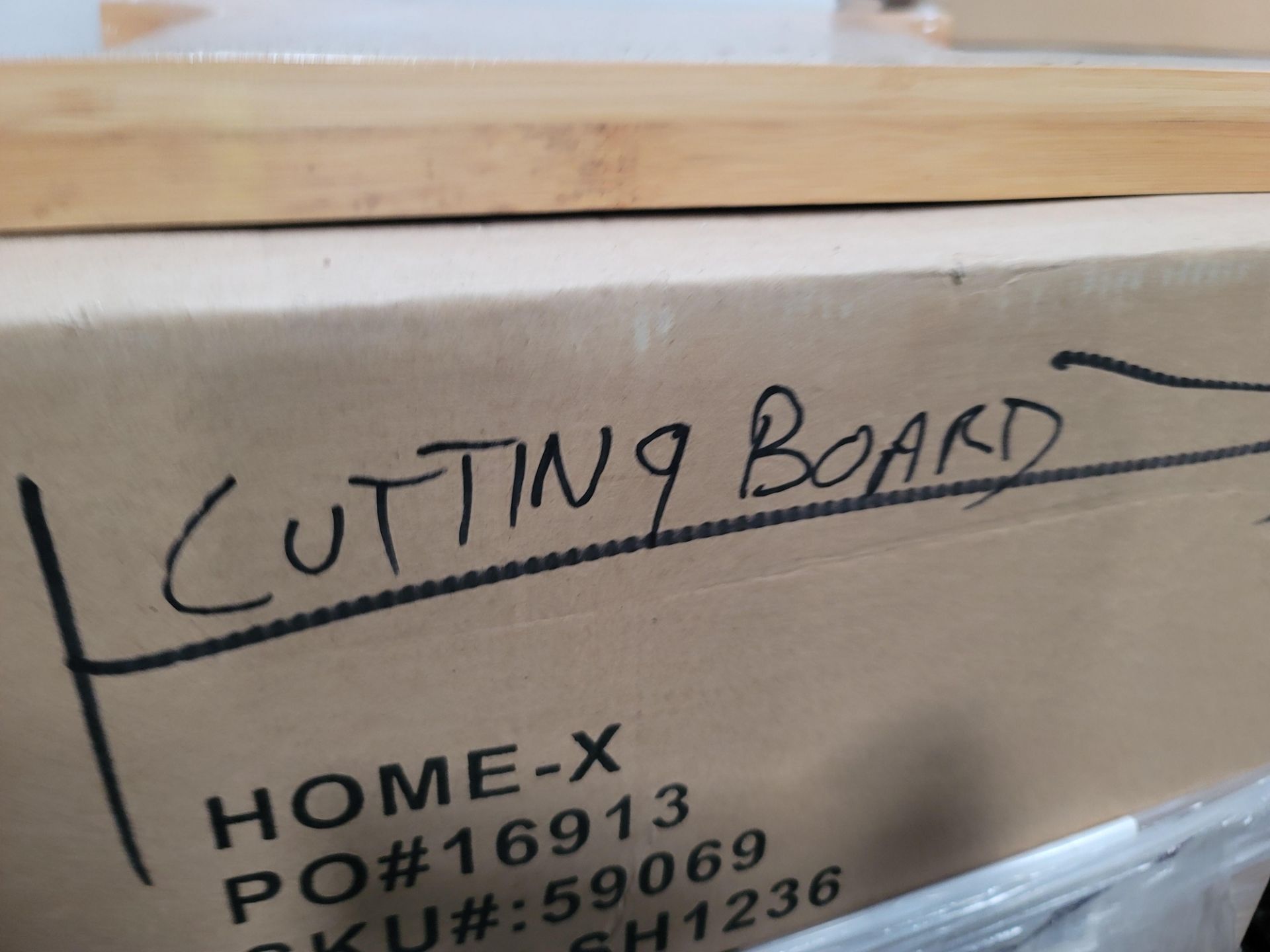 LOT - PALLET OF (288) WOOD REVERSIBLE CUTTING BOARD, (24 CASES/12 PER CASE) - Image 3 of 4