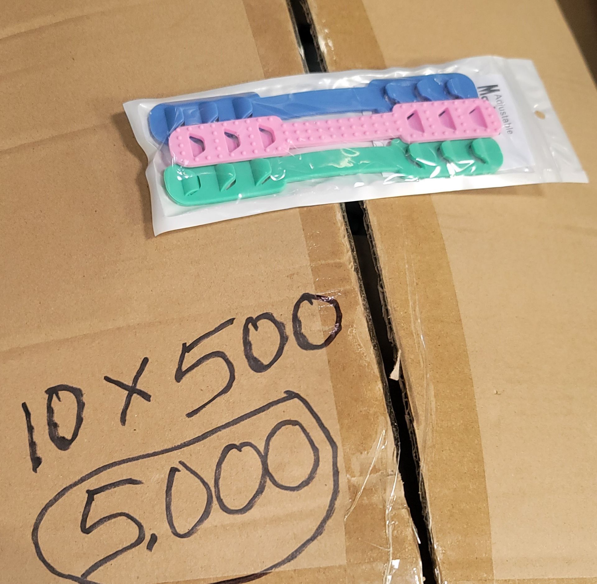 LOT - PALLET OF (5,000) 3-PC ADJUSTABLE MASK CLIP SET, (10 CASES/500 SETS PER CASE)