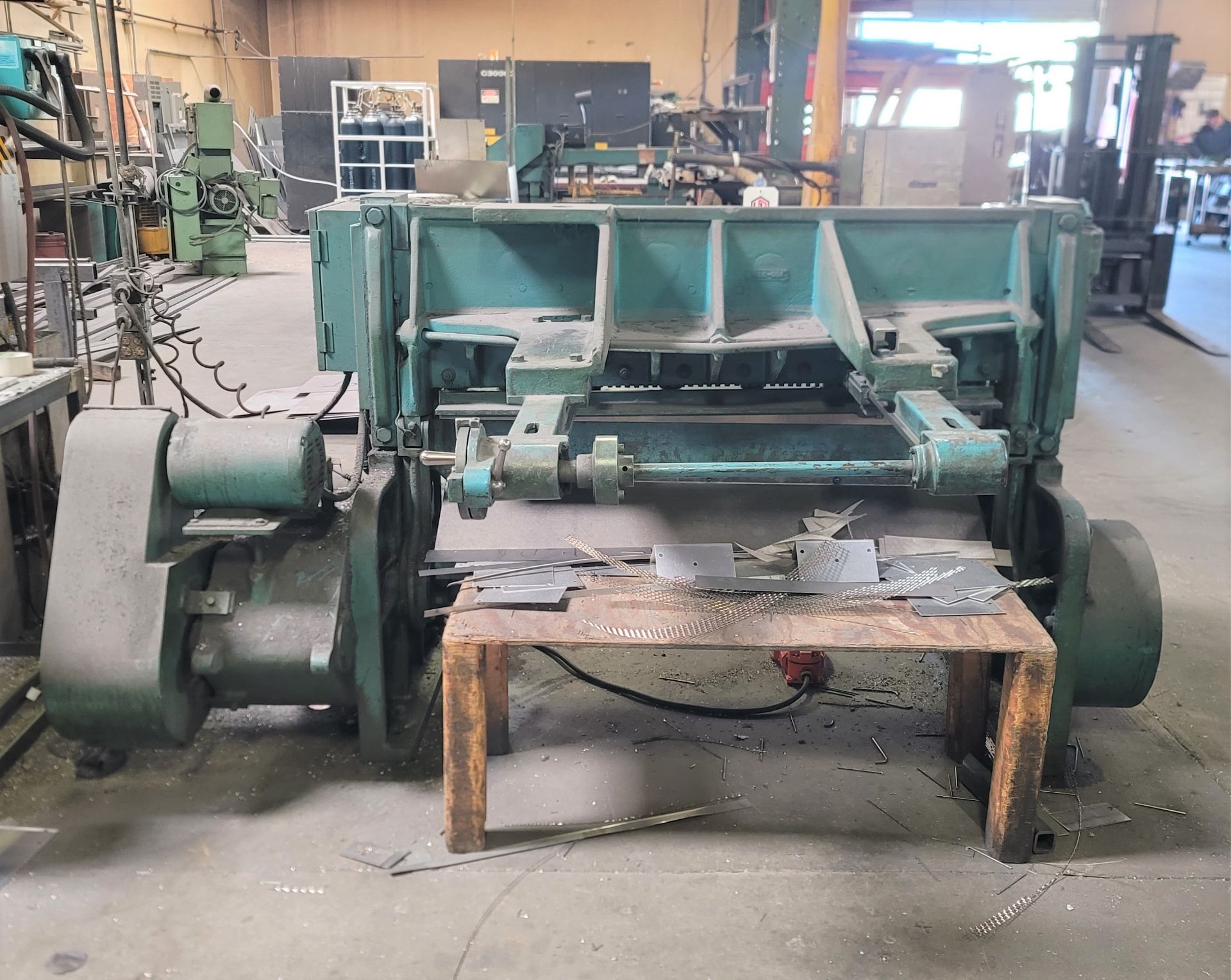 WYSONG 52" POWER SHEAR, MODEL 1252-HD, 10 GAGE X 4' CAPACITY, MECHANICAL, SQUARING ARM, S/N P13- - Image 3 of 5