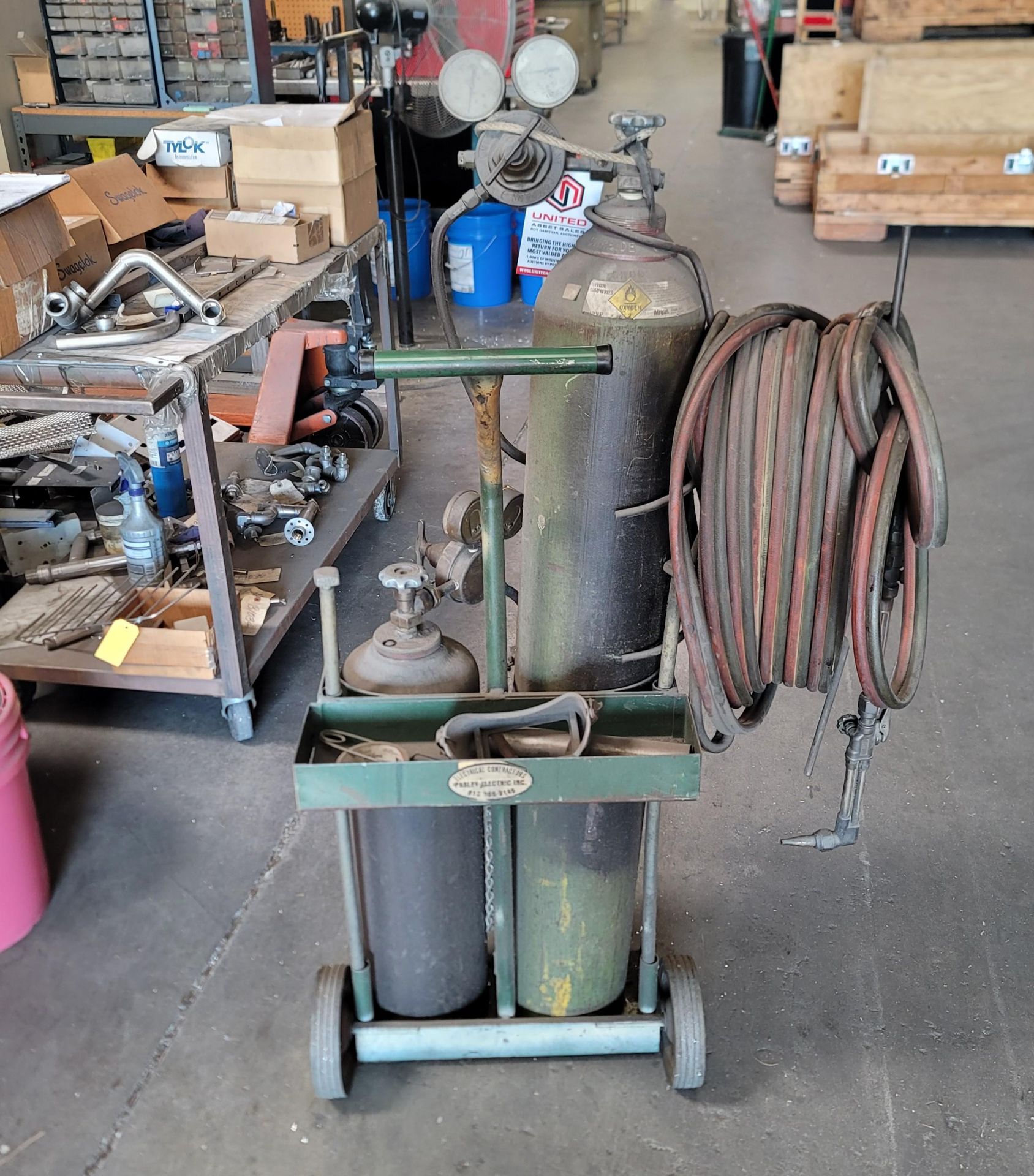 LOT - OXY-ACETYLENE CART W/ TANKS, HOSE, VICTOR CUTTING TORCH - Image 3 of 3