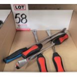 LOT - TIRE SPOONS