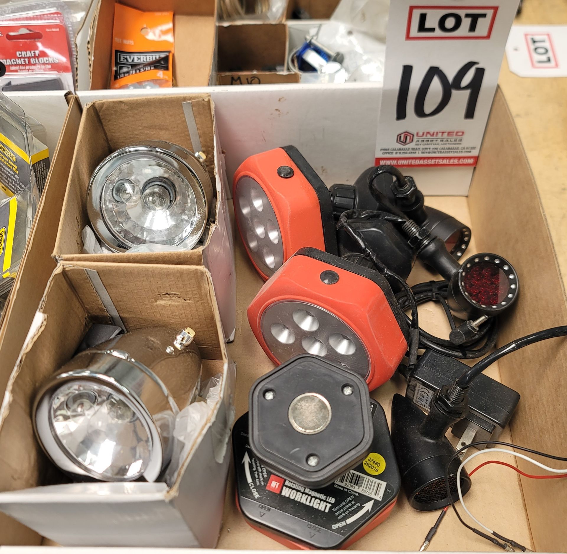LOT - BICYCLE LIGHT KITS AND (3) MAGNETIC WORK LIGHTS