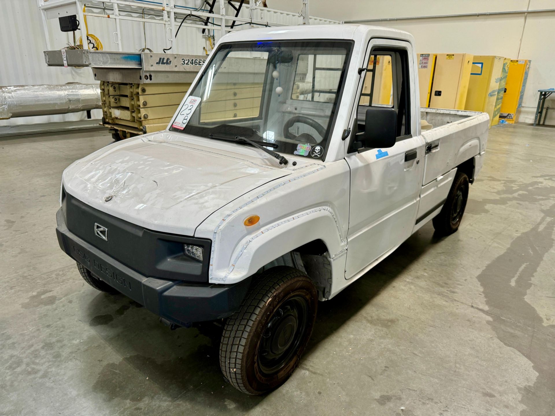 CSG DESIGN ELECTRIC UTILITY VEHICLE, OUT OF SERVICE/MAY NEED BATTERIES