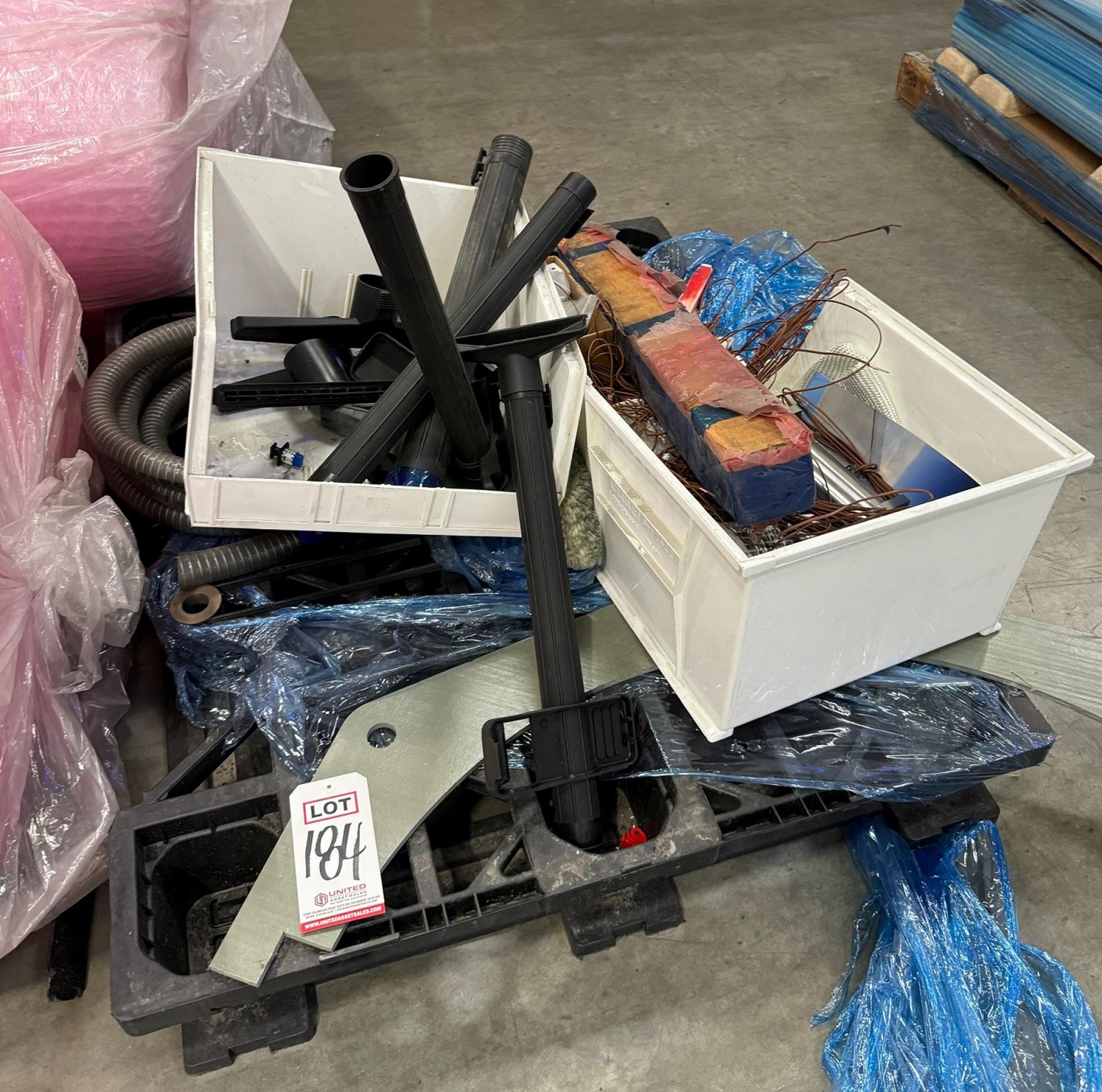 LOT - ELECTRICAL COMPONENTS AND VACUUM ATTACHMENTS