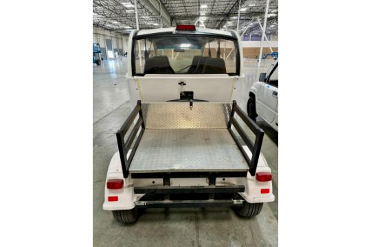 2015 POLARIS GEM 6-PASSENGER ELECTRIC VEHICLE/SHUTTLE, VIN: 52CG6AGA0F0011701, NOTE: REAR FENDERS - Image 10 of 15