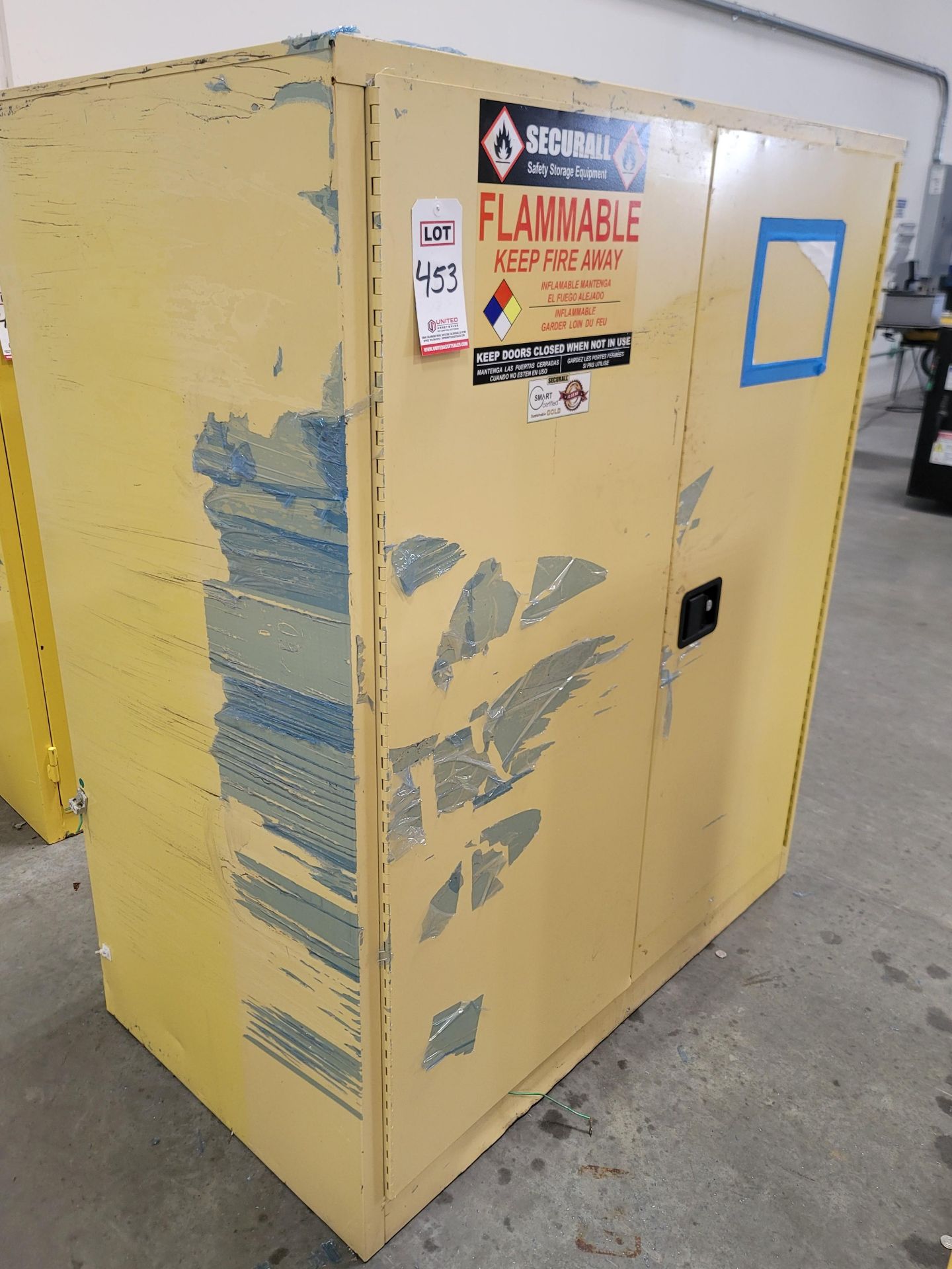 SECURALL FLAMMABLE LIQUID STORAGE CABINET, 120-GAL CAPACITY, FITS TWIN 55-GAL DRUMS, COMES W/ (2)