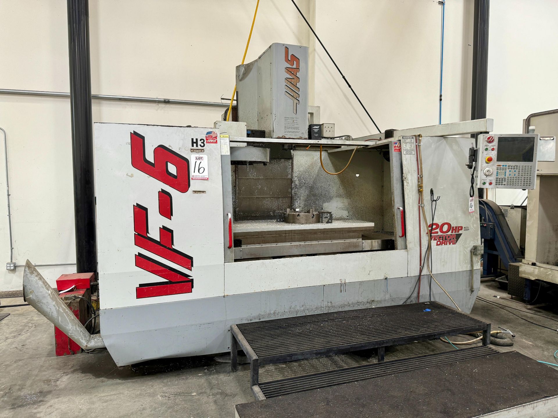 1998 HAAS VF-6 VERTICAL MACHINING CENTER, TRAVELS: 64" X 32" X 30", TABLE: 64" X 28", 7500 RPM, 50 - Image 2 of 13