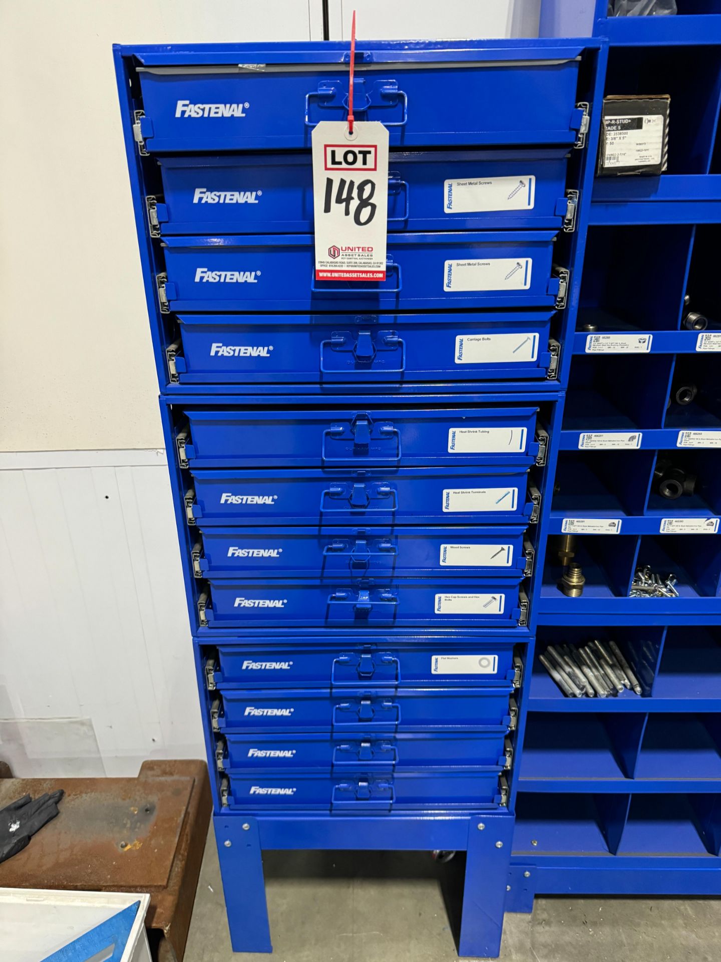 12-DRAWER FASTENAL CABINET, W/ CONTENTS: SCREWS, BOLTS, FLAT WASHERS, HEAT SHRINK TERMINALS