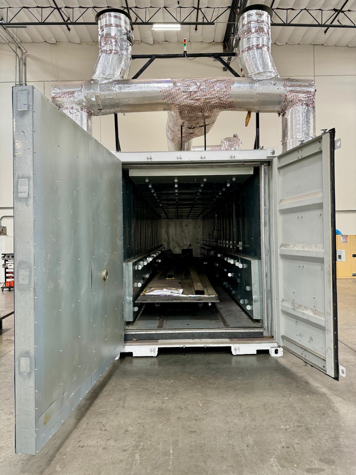 CURING OVEN, 38' X 6' CONTAINER, 350 DEGREES MAX, SIEMENS SIMATIC HMI TOUCH CONTROL, LOADING CART - Image 2 of 20