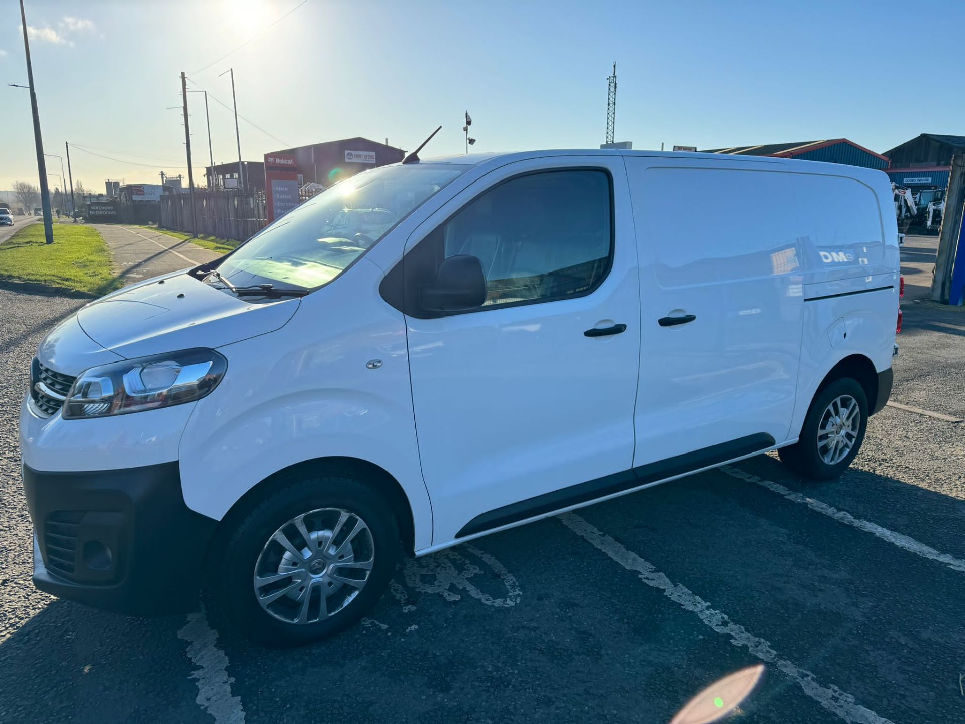 2019 69 VAUXHALL VIVARO PANEL VAN - 2.0 6 SPEED - 58K MILES - EURO 6 - Image 9 of 13