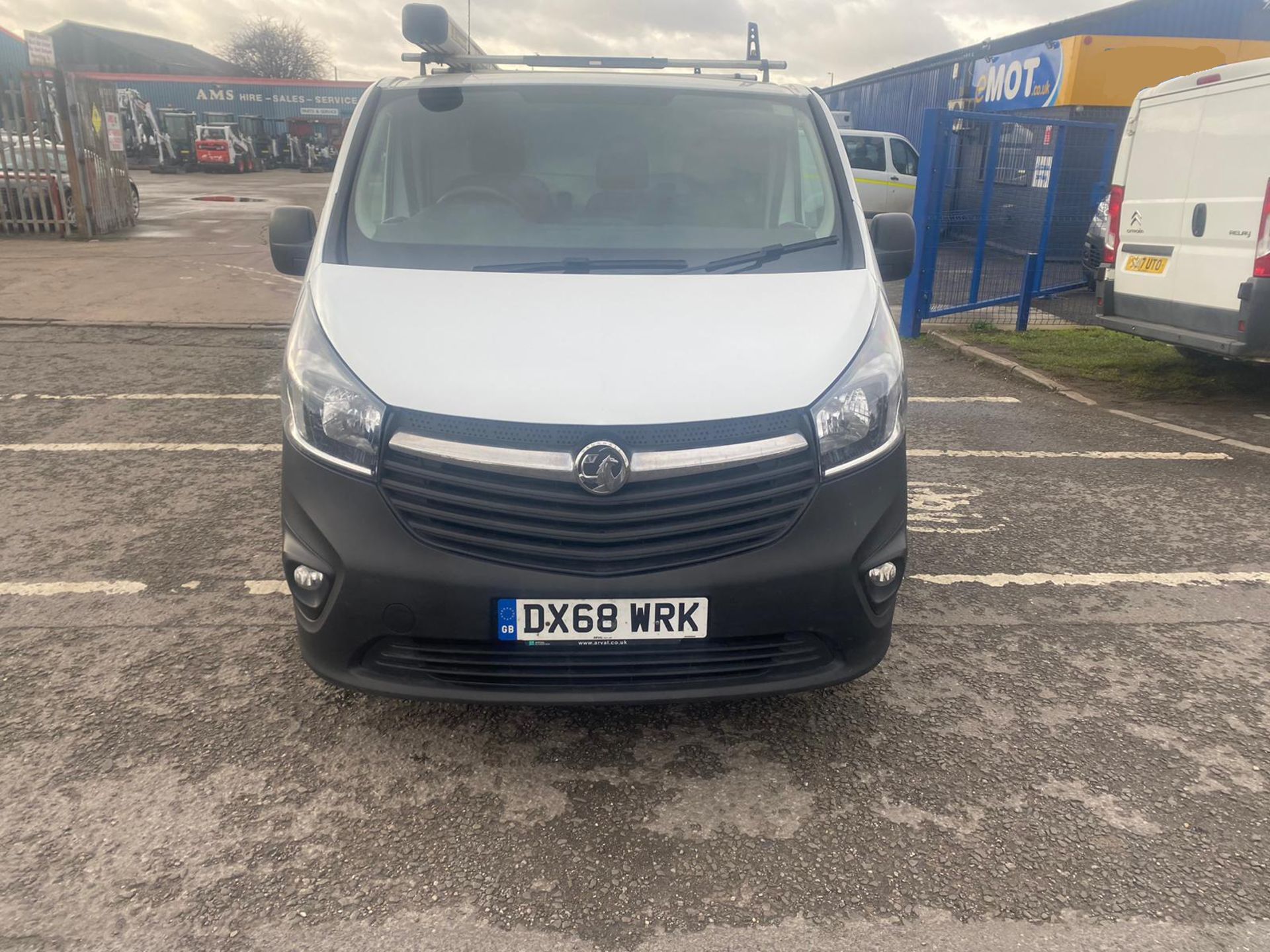 2018/68 VAUXHALL VIVARO 2700 CDTI PANEL VAN - 85K - EURO 6 - Image 8 of 10