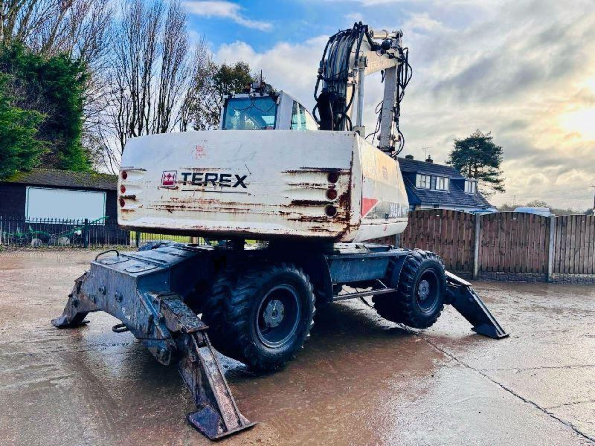 TEREX 1905M 4WD SCRAP HANDLER C/W ROTATING SELECTOR GRAB - Image 5 of 18