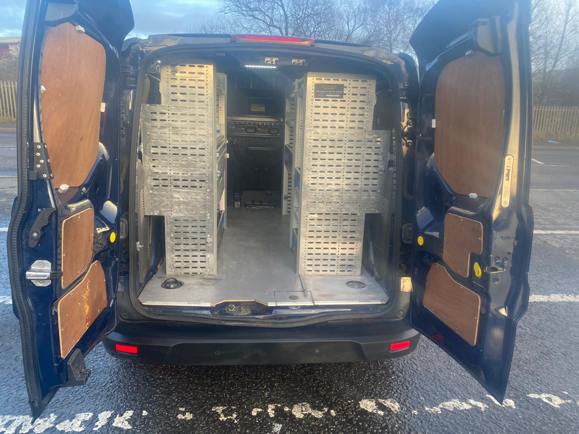 2018 68 FORD TRANSIT CONNECT TREND LWB PANEL VAN - 3 SEATS - NEWER SHAPE - AIR CON - Image 8 of 9