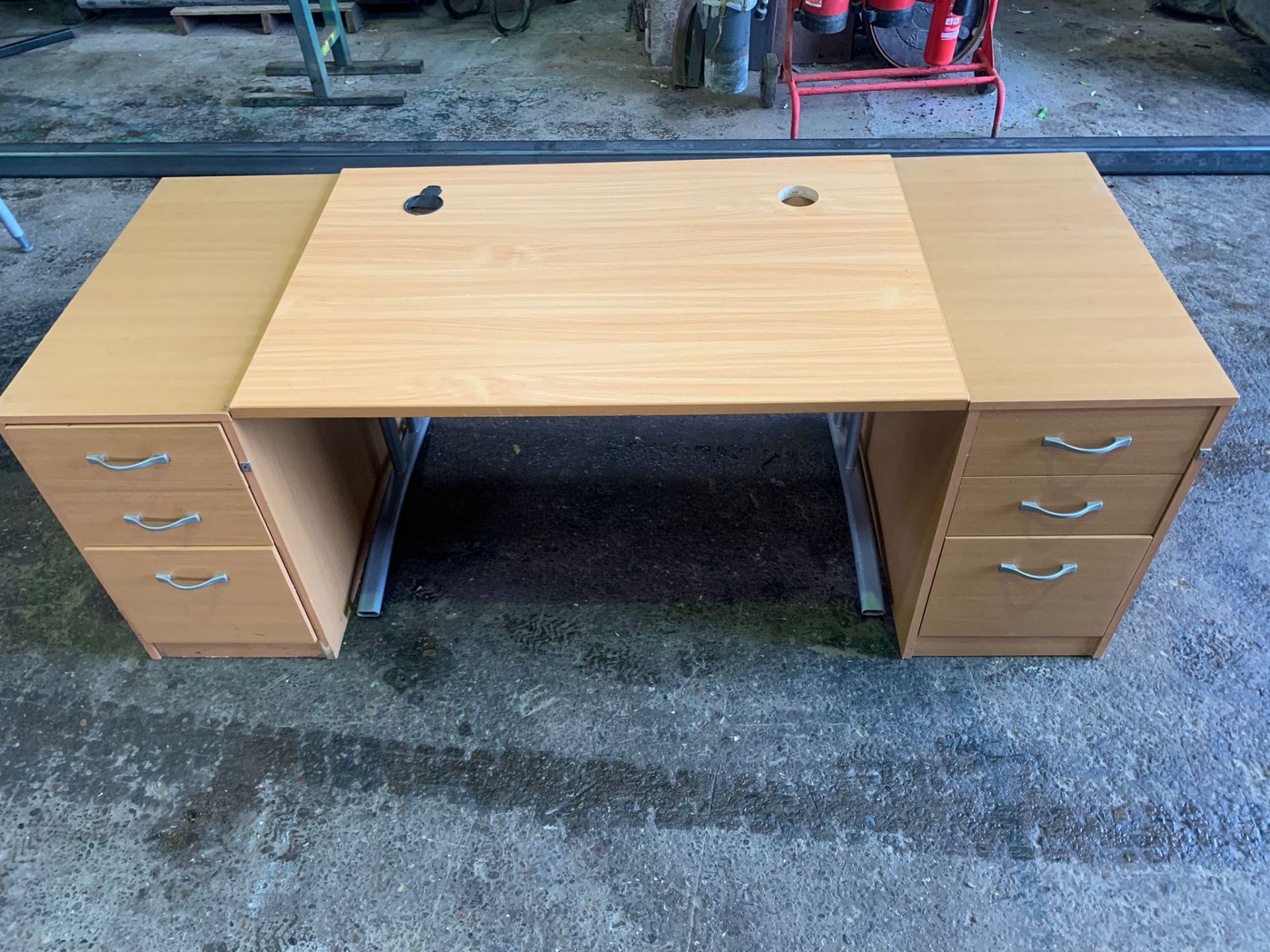 DESK WITH 6 DRAWERS