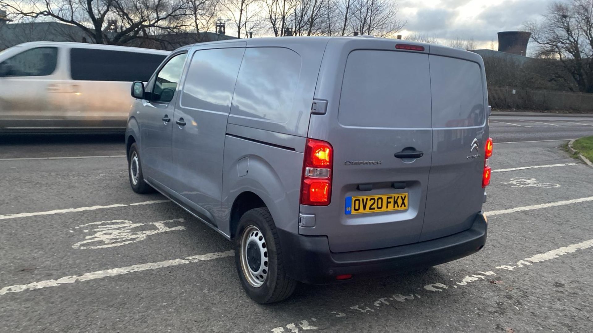 2020 20 CITROEN DISPATCH PANEL VAN - 2.0 6 SPEED - AIR CON - TWIN SIDE DOORS - Image 5 of 10