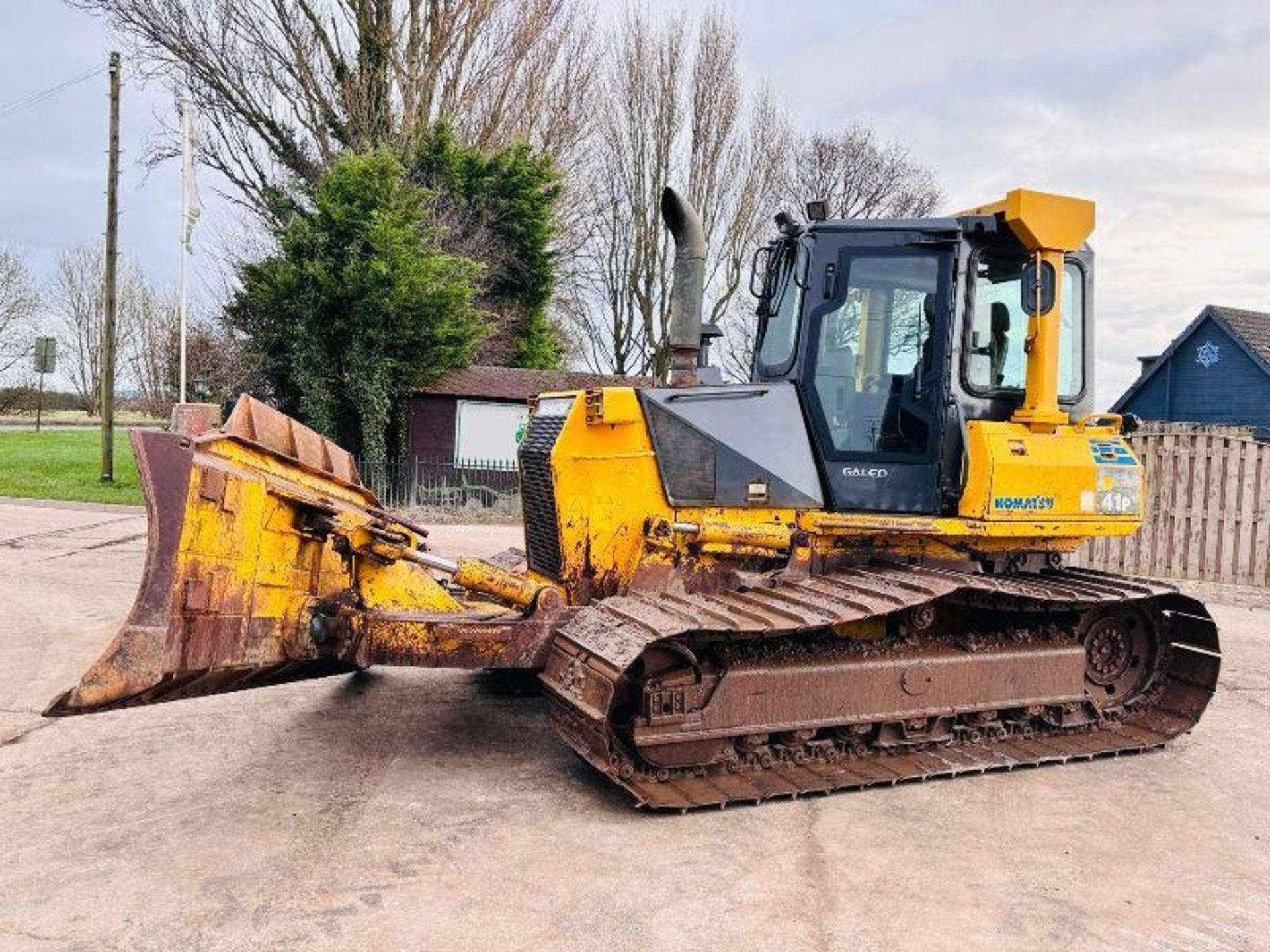 KOMATSU D41P-6 TRACKED DOZER C/W 6 WAY BLADE  - Image 17 of 19