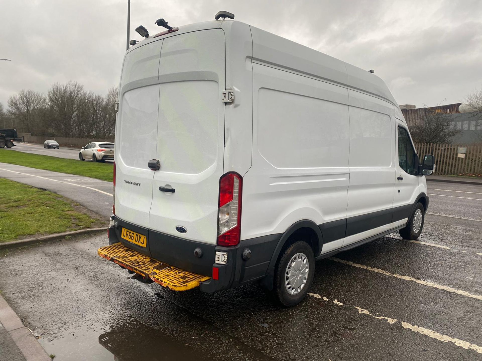 2016 66 FORD TRANSIT 350 PANEL VAN - 162K MILES - 1 KEY - Image 7 of 10