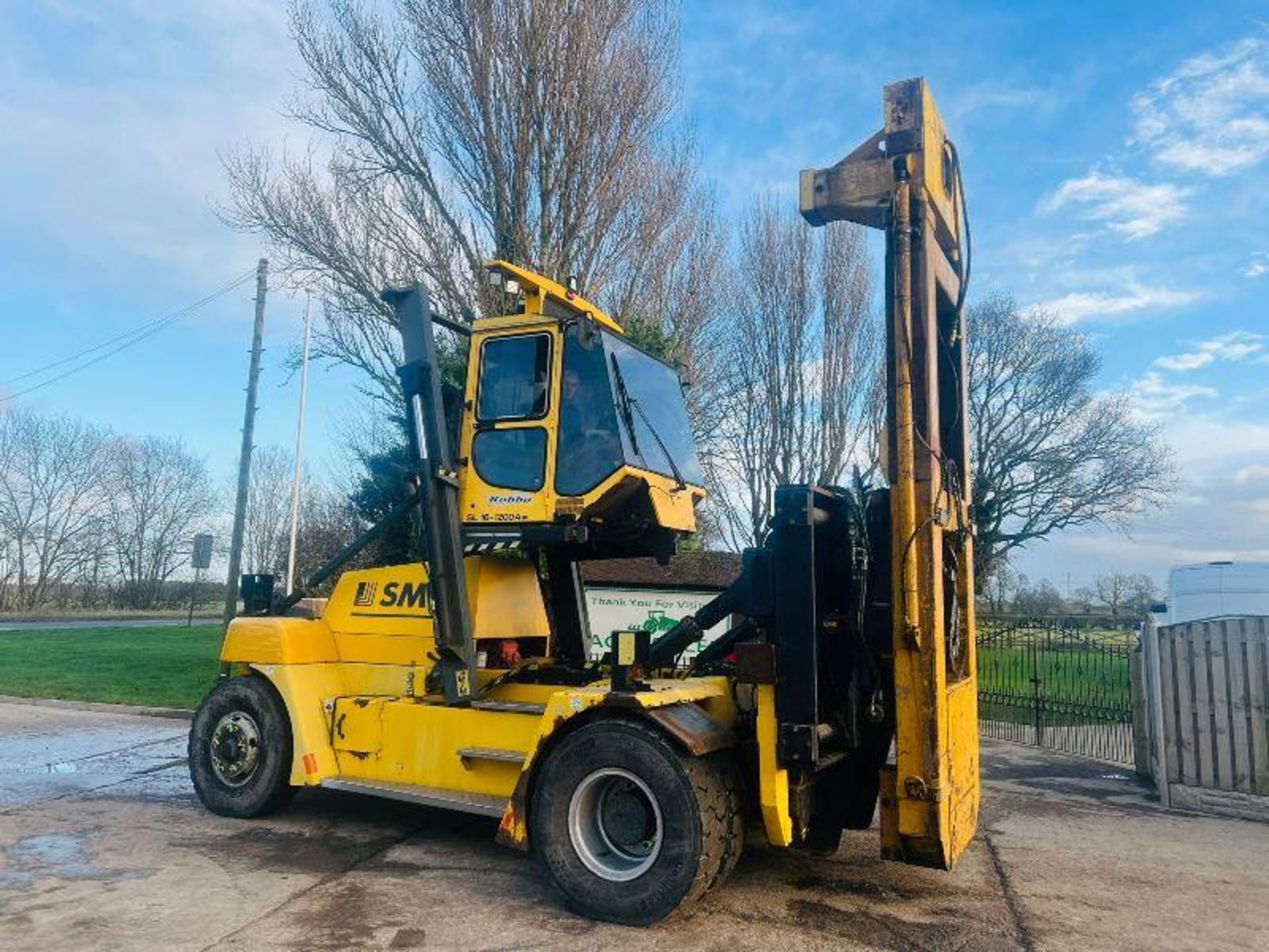 SMV SL16-1200A HIGH RISE CABIN FORKLIFT C/W ROTATING HEAD STOCK & PIPE CARRIER  - Image 8 of 19