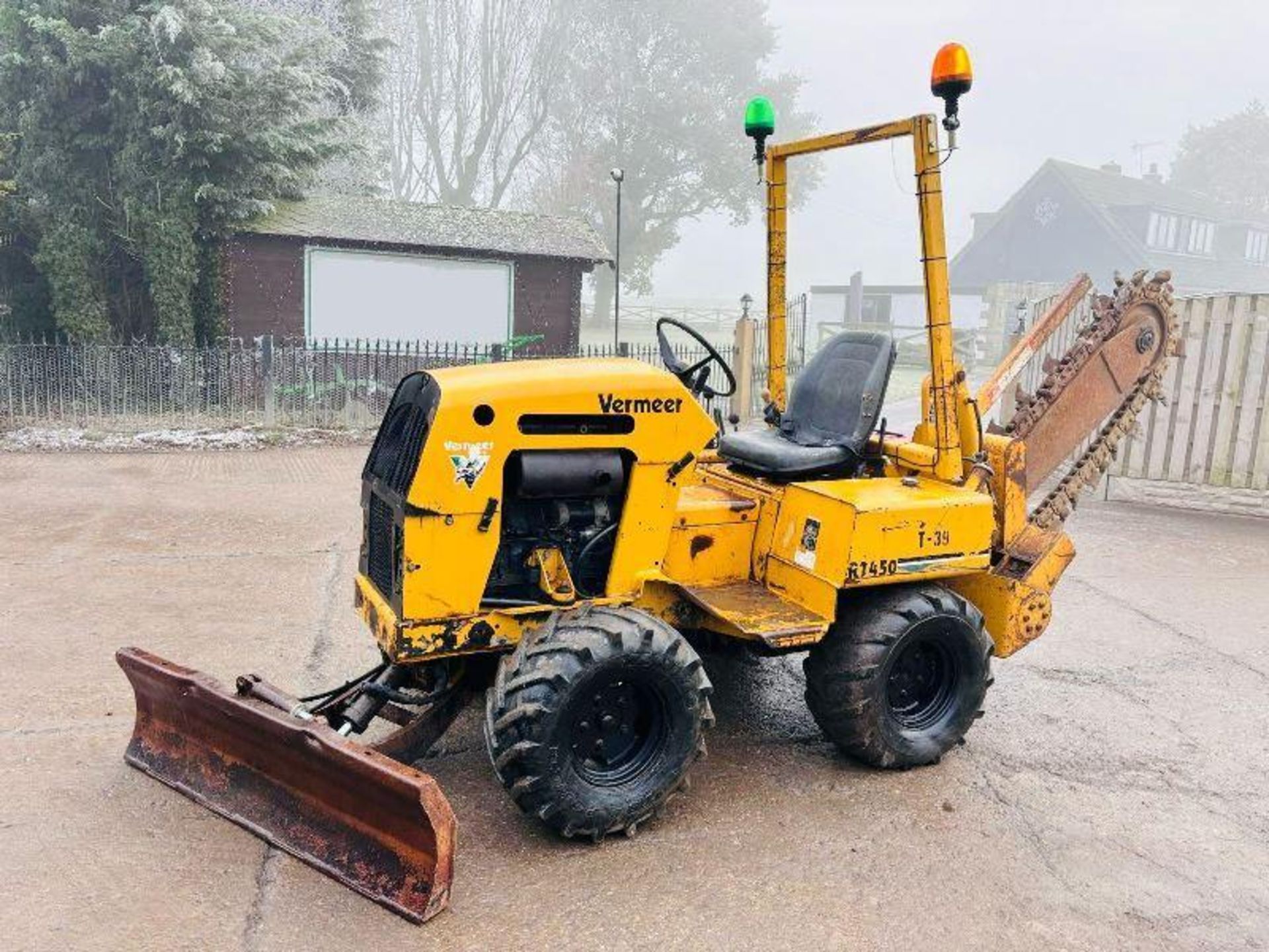 VERMEER RT450 4WD TRENCHER C/W FRONT BLADE & DEUTZ ENGINE - Image 13 of 14