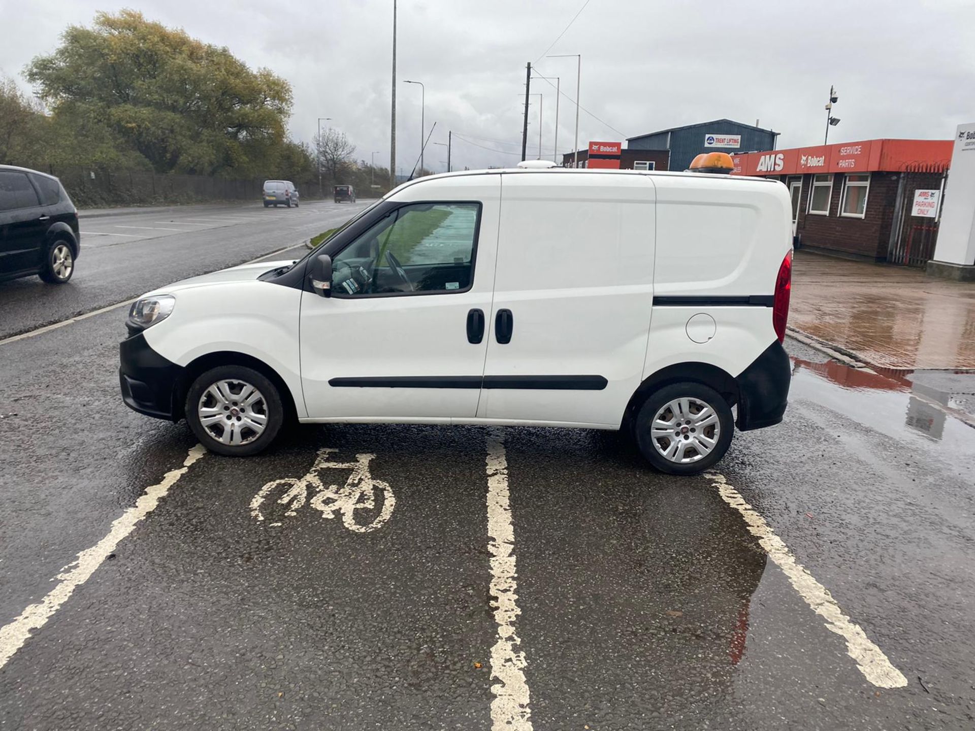 2017 67 FIAT DOBLO PANEL VAN - 91K MILES - EURO 6 - 1KEY - Image 4 of 10