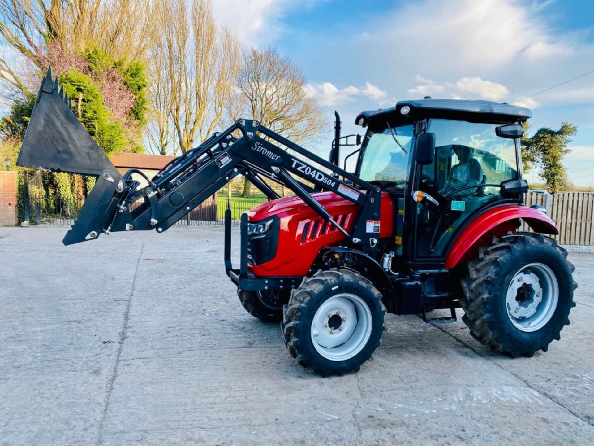 BRAND NEW SIROMER 504 4WD TRACTOR WITH SYNCHRO CAB AND LOADER - Image 5 of 18