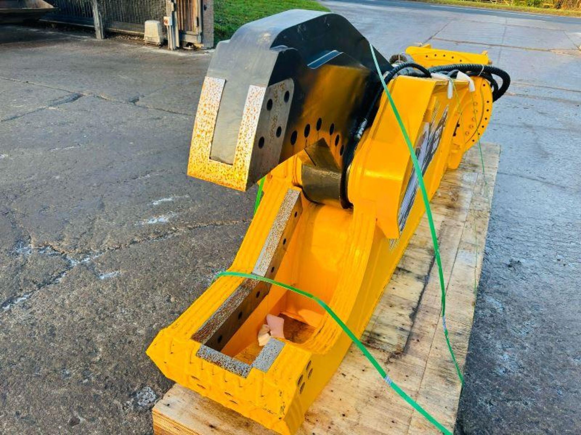 UNUSED TOFT280R HYDRAULIC ROTATING SCRAP SHEAR *YEAR 2023* - Image 8 of 16